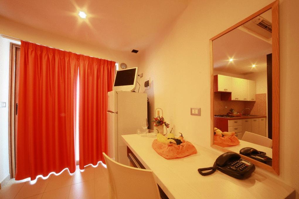 Hotel Incontro เปสคีชี ภายนอก รูปภาพ